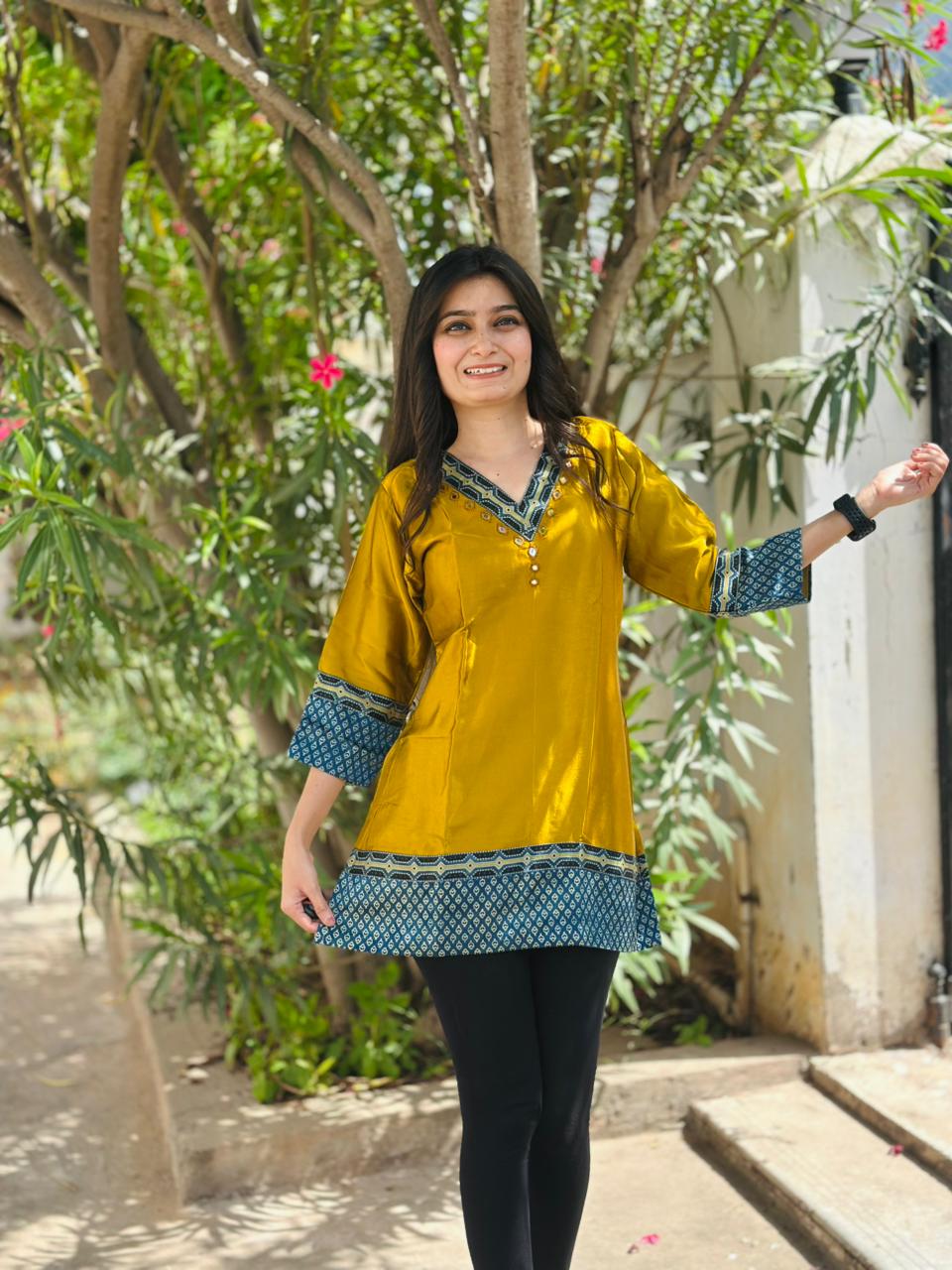 Mashroo Silk Straight top